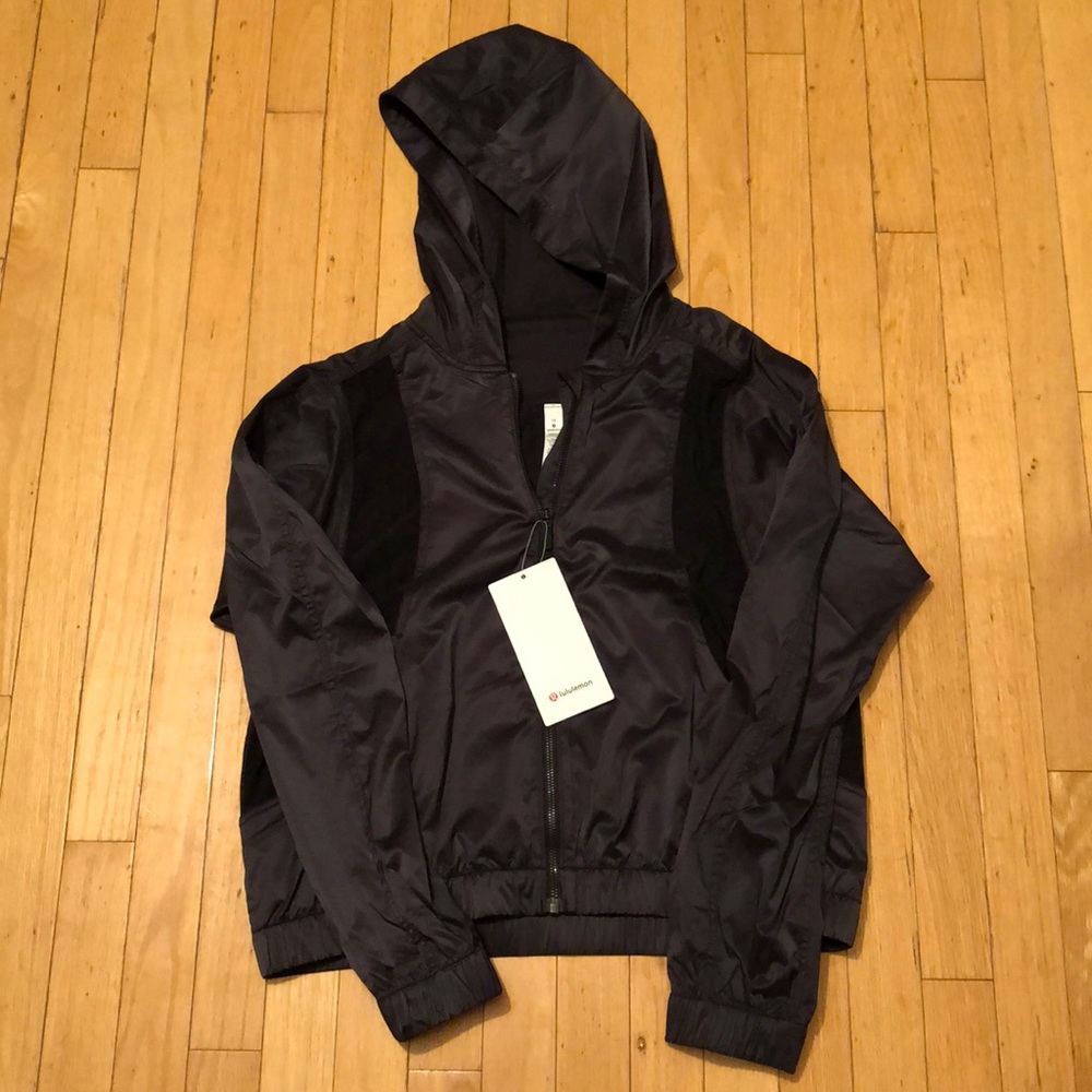 Lululemon ‘Before Dawn Jacket’